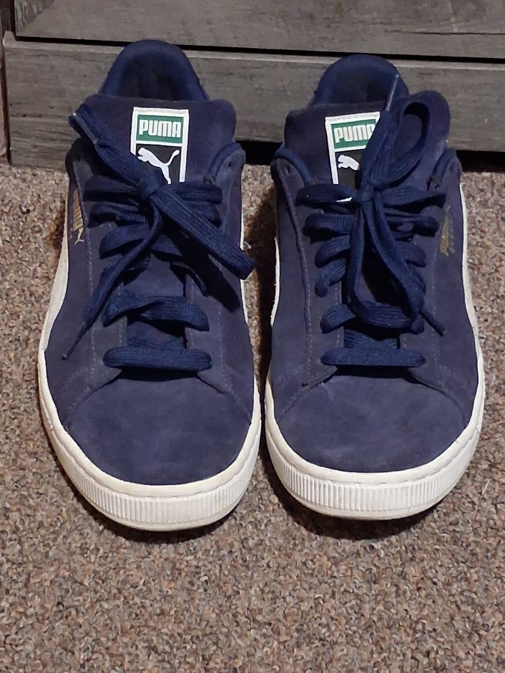 Puma Navy Suede Low-Top Sneakers with White Sole 13 Mens